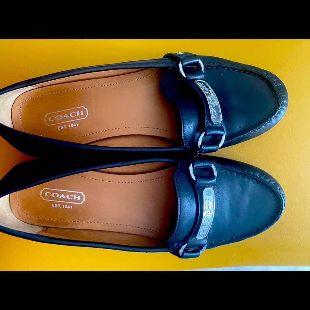 Coach flats